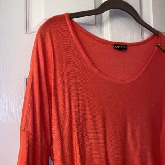 Express sweater - Picture 4 of 9